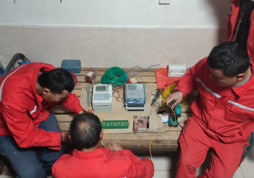 2023年3月2日晚，公司員工進行高壓計量接線培訓